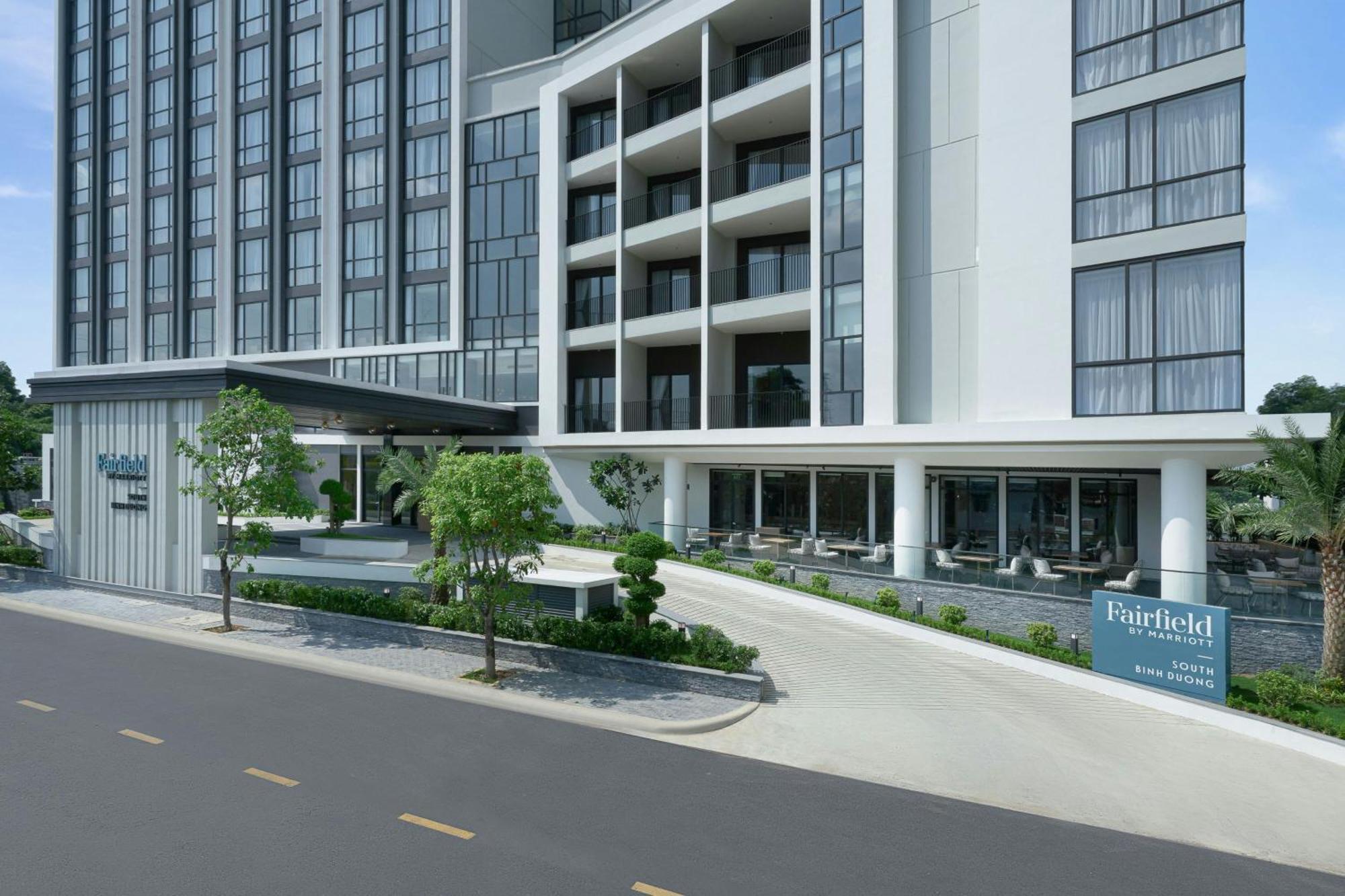Hotel Fairfield By Marriott South Binh Duong Thuan An Exterior foto