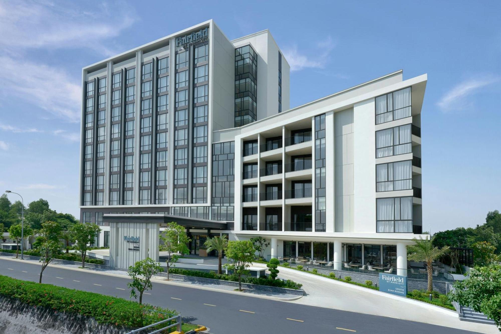 Hotel Fairfield By Marriott South Binh Duong Thuan An Exterior foto